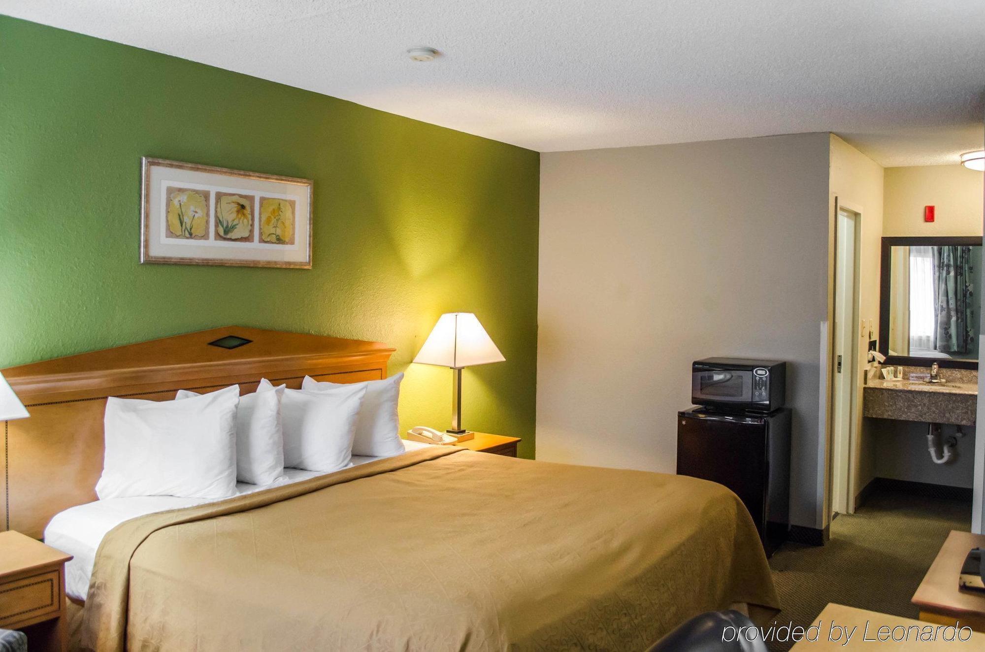 Quality Inn N.A.S.-Corry Beach Haven Exterior foto